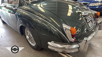 Lot 714 - 1961 JAGUAR MK II