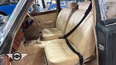 Lot 714 - 1961 JAGUAR MK II