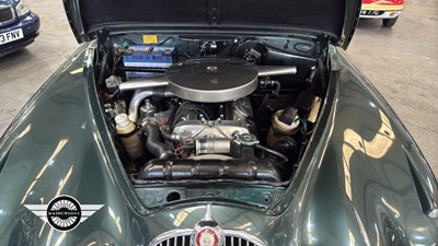 Lot 714 - 1961 JAGUAR MK II