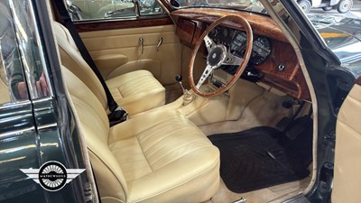 Lot 714 - 1961 JAGUAR MK II