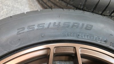 Lot 231 - SET OF 4 VELOCITY ALLOY WHEELS , TYRES & STUDS 22129 18 X 8 O J