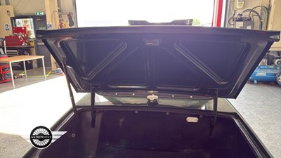 Lot 716 - 1971 TRIUMPH TR6 SPORTS