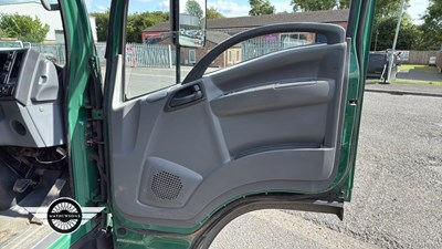 Lot 650 - 2011 ISUZU TRUCKS FORWARD N75.190 AUTO