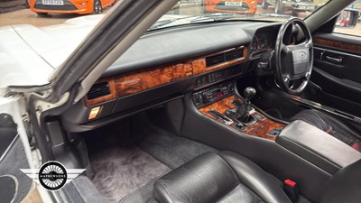 Lot 722 - 1994 JAGUAR XJ-S 4.0