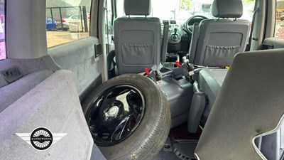 Lot 736 - 1999 MERCEDES V220 CDI AMBIENTE AUTO