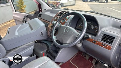 Lot 736 - 1999 MERCEDES V220 CDI AMBIENTE AUTO
