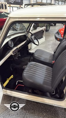 Lot 160 - 1981 AUSTIN MORRIS MINI 95