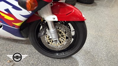 Lot 810 - 1996 HONDA