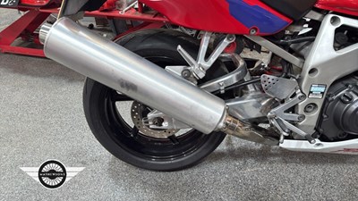 Lot 810 - 1996 HONDA
