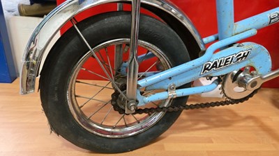 Lot 563 - MK1 RALEIGH BUDGIE BICYCLE