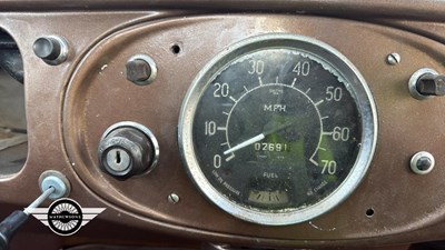 Lot 802 - 1953 AUSTIN