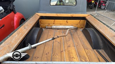 Lot 802 - 1953 AUSTIN