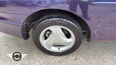 Lot 820 - 1997 FORD PROBE 16V