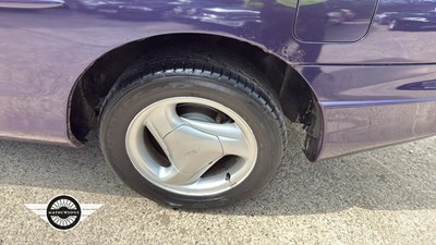 Lot 820 - 1997 FORD PROBE 16V