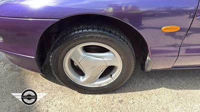 Lot 820 - 1997 FORD PROBE 16V