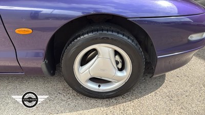 Lot 820 - 1997 FORD PROBE 16V