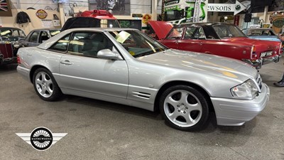 Lot 812 - 1999 MERCEDES