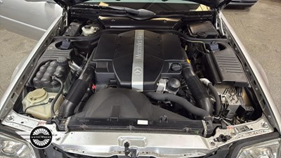 Lot 812 - 1999 MERCEDES