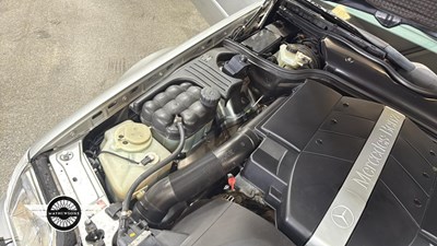 Lot 812 - 1999 MERCEDES