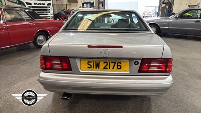 Lot 812 - 1999 MERCEDES