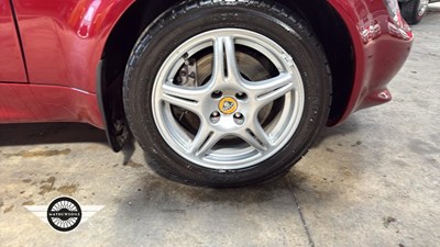 Lot 490 - 1999 LOTUS ELISE