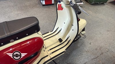 Lot 256 - 1971 LAMBRETTA