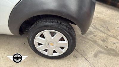 Lot 732 - 2004 FORD KA