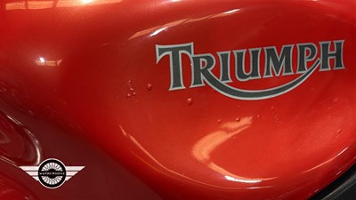 Lot 590 - 2001 TRIUMPH