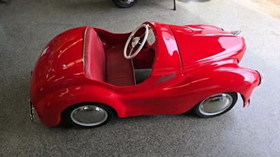 Lot 33 - 1958 AUSTIN J40 PEDAL CAR C/N 20345