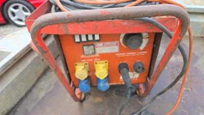Lot 99 - HAVERHILL WELDER GENERATOR 110/220V 4.0 KVA
