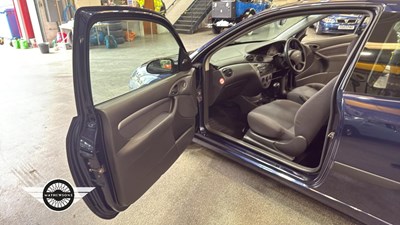 Lot 840 - 2002 FORD FOCUS ZETEC AUTO