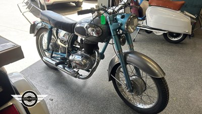 Lot 18 - 1962 JAMES CAPTAIN L20S