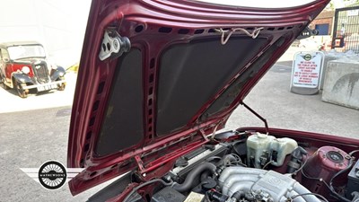 Lot 586 - 1991 BMW 320I SE AUTO