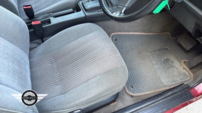 Lot 586 - 1991 BMW 320I SE AUTO