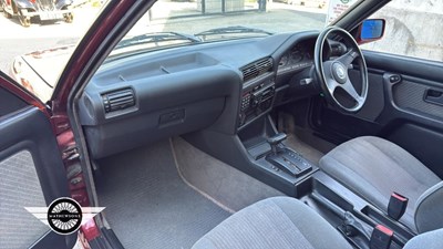 Lot 586 - 1991 BMW 320I SE AUTO