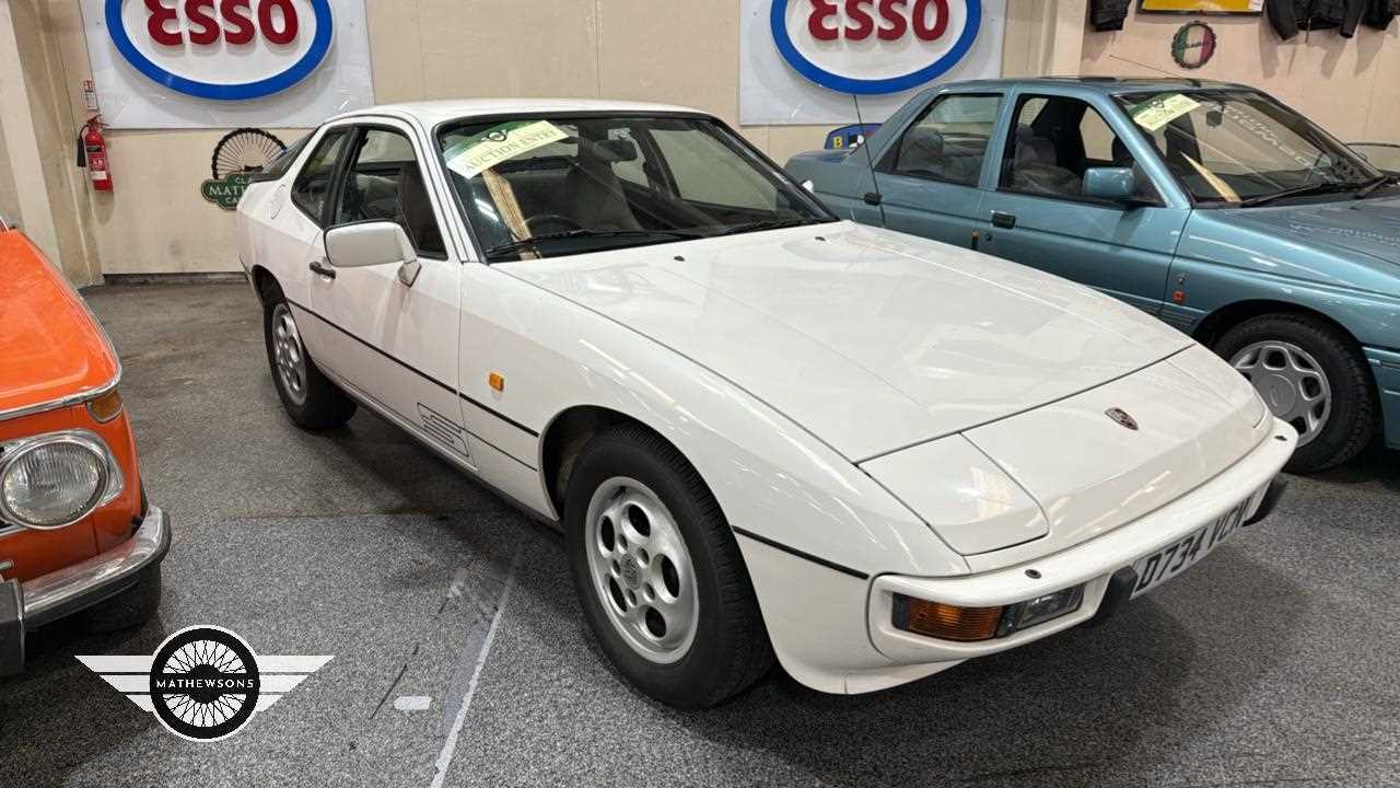 Lot 644 - 1986 PORSCHE 924 S'