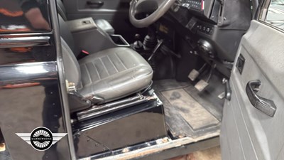 Lot 592 - 1995 LAND ROVER 90 DEFENDER TDI