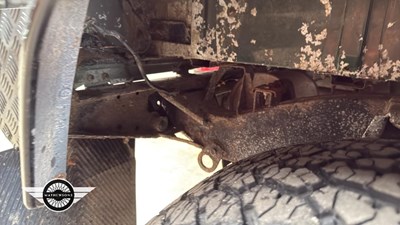 Lot 592 - 1995 LAND ROVER 90 DEFENDER TDI