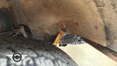 Lot 592 - 1995 LAND ROVER 90 DEFENDER TDI