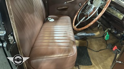 Lot 830 - 1949 FORD