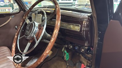 Lot 830 - 1949 FORD