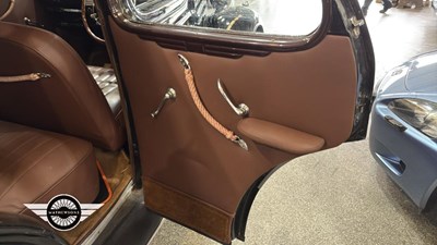 Lot 830 - 1949 FORD