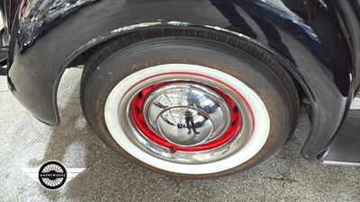 Lot 830 - 1949 FORD