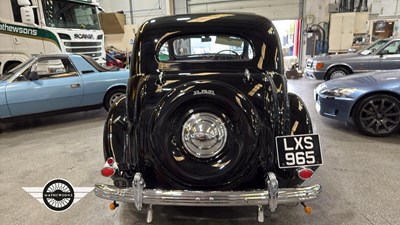 Lot 830 - 1949 FORD