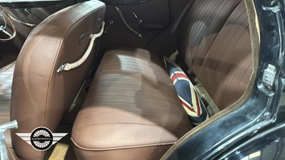 Lot 830 - 1949 FORD