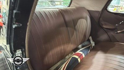 Lot 830 - 1949 FORD