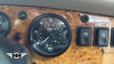 Lot 892 - 1995 ROVER RV8