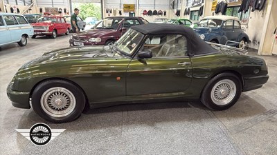 Lot 892 - 1995 ROVER RV8