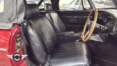 Lot 200 - 1971 MG B