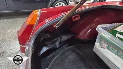 Lot 200 - 1971 MG B